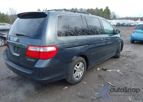2005 Honda Odyssey Ex-L from USA, damaged, VIN 5FNRL38645B008281
